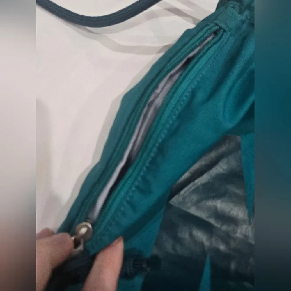 Nike teal turquoise drawstring bag